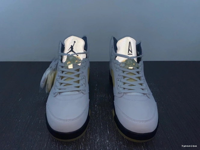 HYPE A Ma WMNS Air x Jordan FZ5758-004 5 Maniere 0703